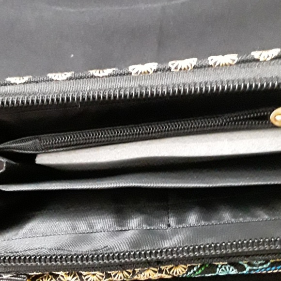 BOHEMIAN WALLET/WRISTLET - Picture 6 of 6